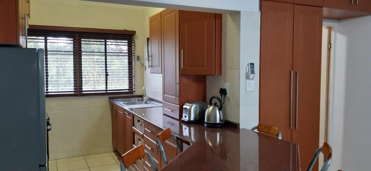 Happy House @ 16 Apartment St. Lucia Exterior photo
