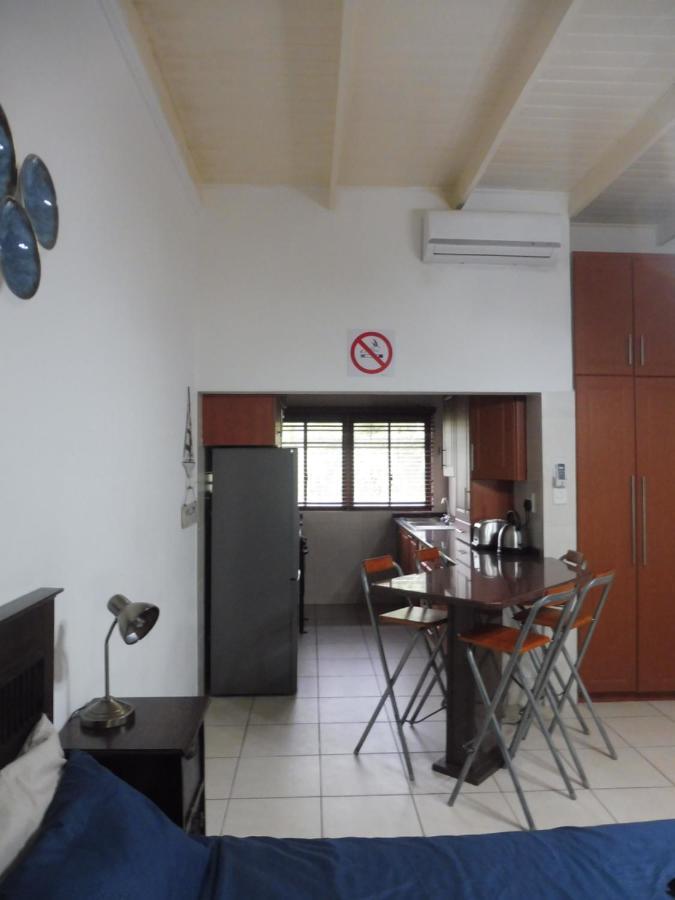 Happy House @ 16 Apartment St. Lucia Exterior photo